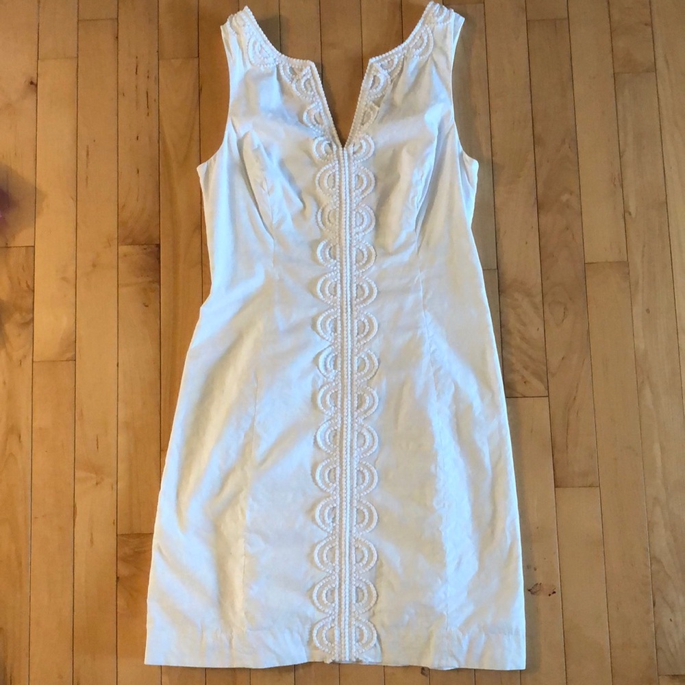 Ivory detail Lilly Pulitzer Shift Size 4